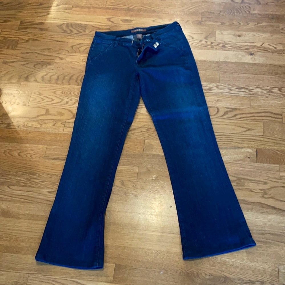 Women’s size 6 Limited jeans